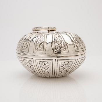 Covered bowl, sterling silver, Mexico.