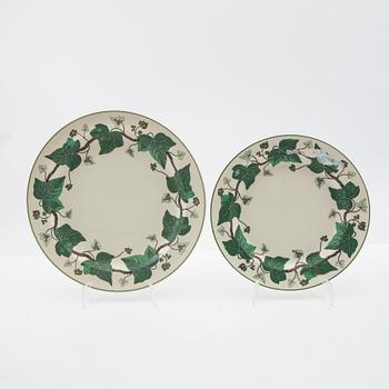 Servisdelar, 25 delar, flintgods, "Napoleon Ivy", Wedgewood.