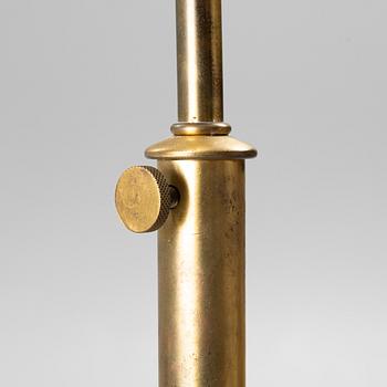 Josef Frank, golvlampa, modell 2568, "Lilla kamelen", Firma Svenskt Tenn.