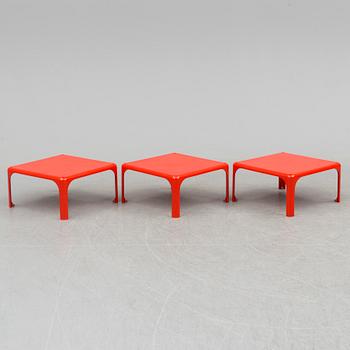 VICO MAGISTRETTI, bord, 3 st, "Demetrio 45", Artemide, Milano, Italien.