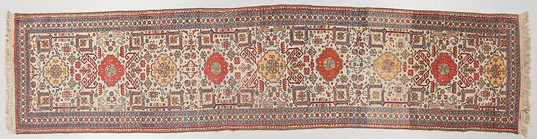 GALLERIMATTA, orientalisk, old/semiantik, 386 x 92 cm.