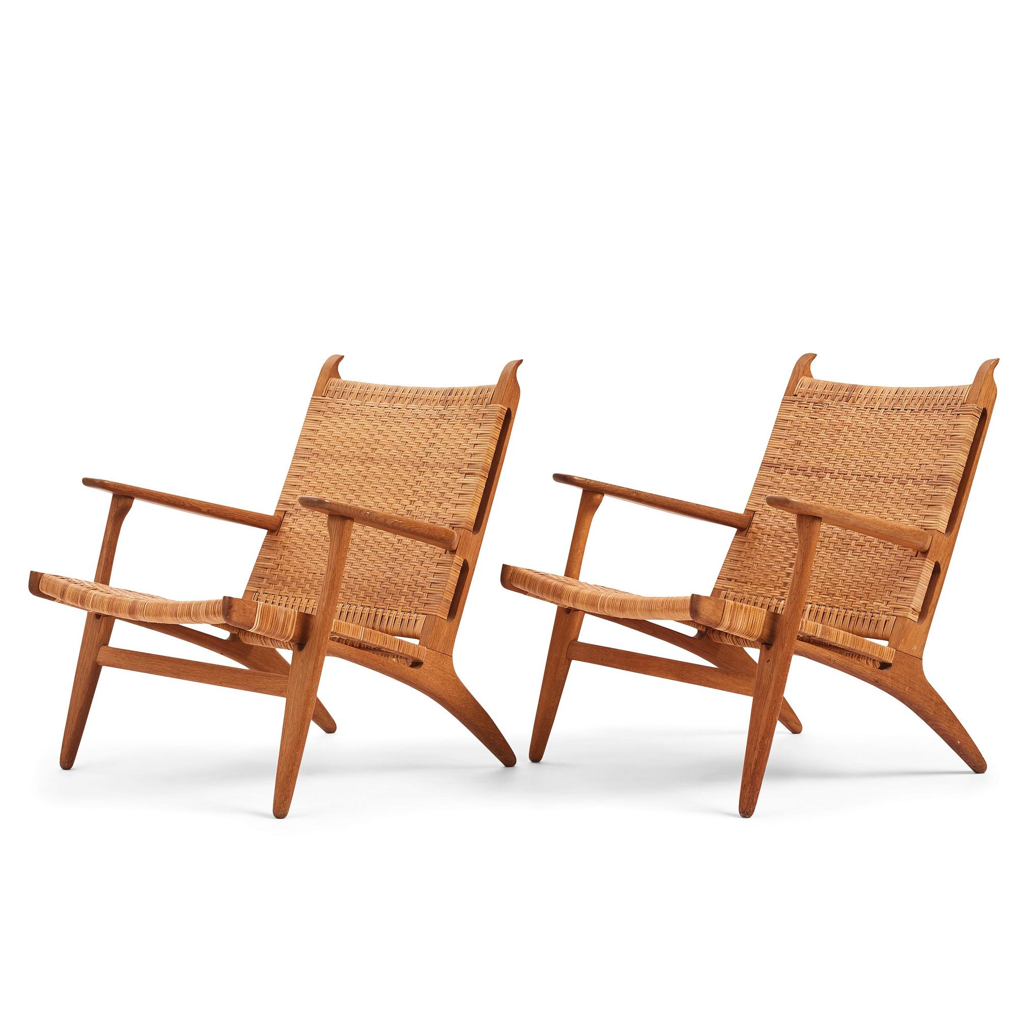 Hans J. Wegner, fåtöljer, ett par "CH27", Carl Hansen & Son, Danmark 1950-tal.