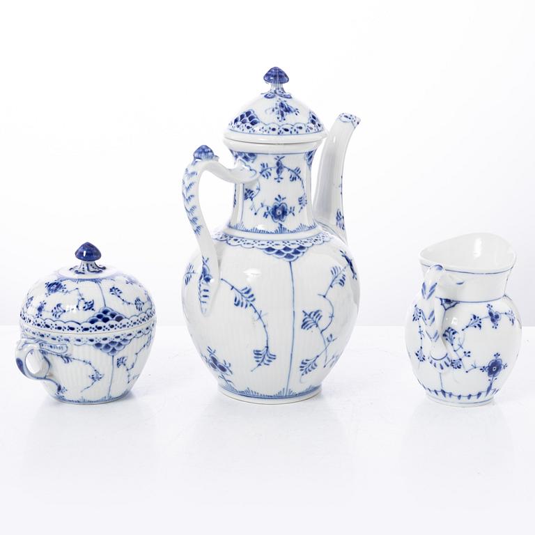 Kaffeservis, 8 delar, "Musselmalet helblonde", Royal Copenhagen, Danmark.