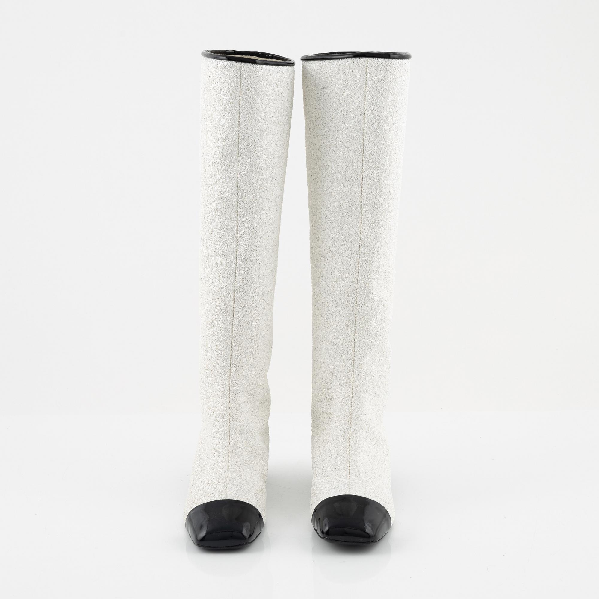 Chanel, a pair of sequin high boots, size 37.