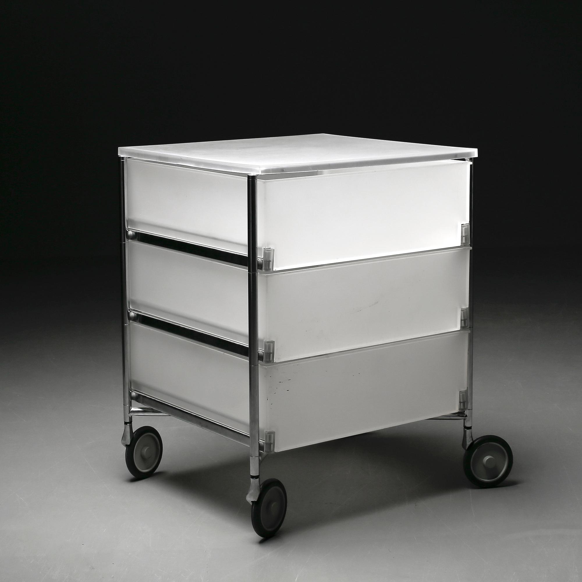 SIDOBORD, Antonio Citterio för Kartell, 1990-tal.