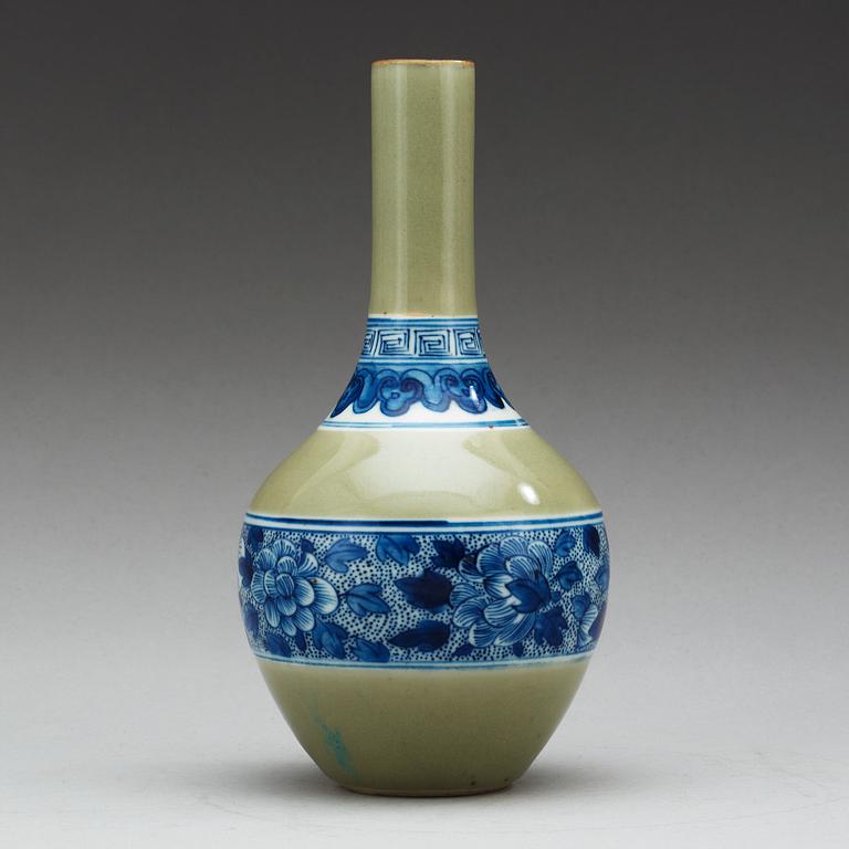 A blue and white and celadon vase, Qing dynasty.