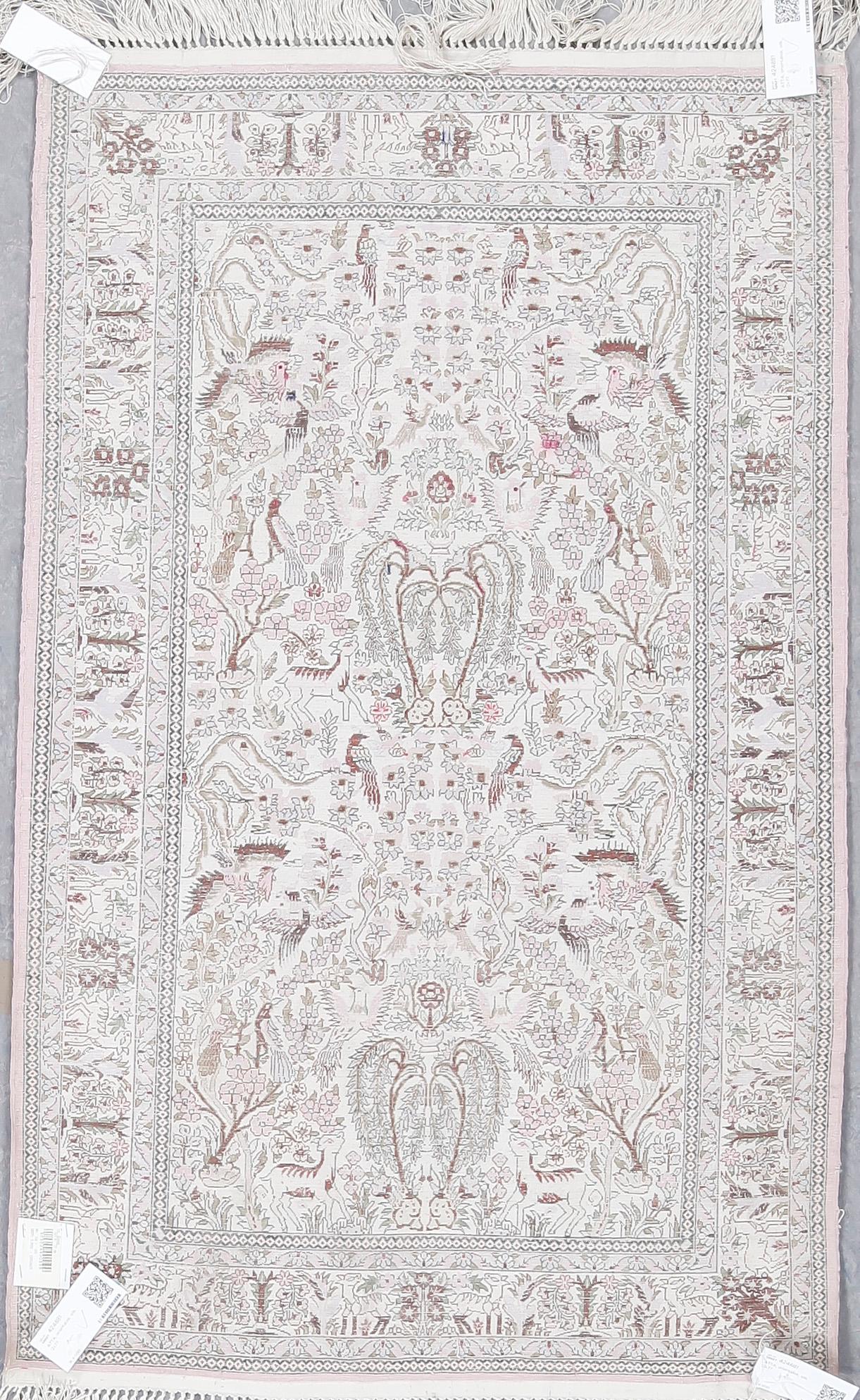 MATTA, orientalisk, silk, 122x77.