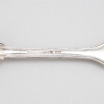 6+6 silver cutlery, some with mark of Gustaf Möllenborg, Stockholm 1866.