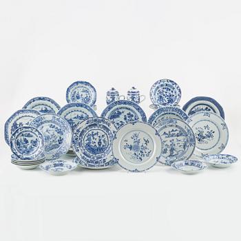 43 blue and white pieces to a dinner service, China, Qing dynasty, mostly Qianlong (1736-95).