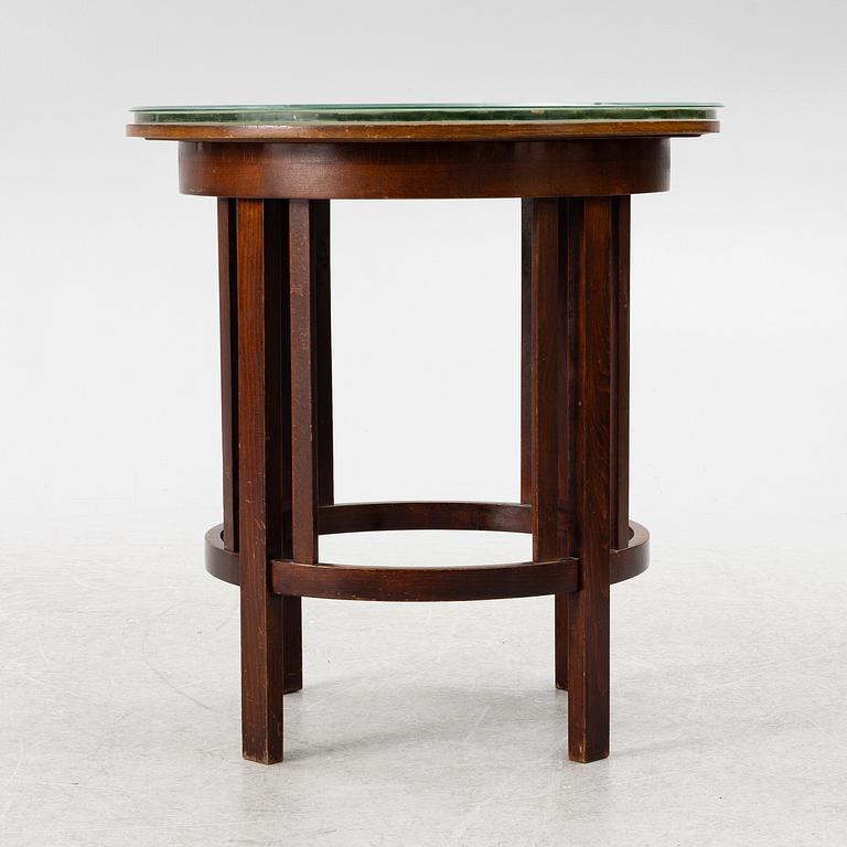 A three-piece sitting room suite, early 1900s.