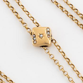 Goldchain with lock. 18 carat gold, Gustav Dahlgren & Co, Malmö, 1905.