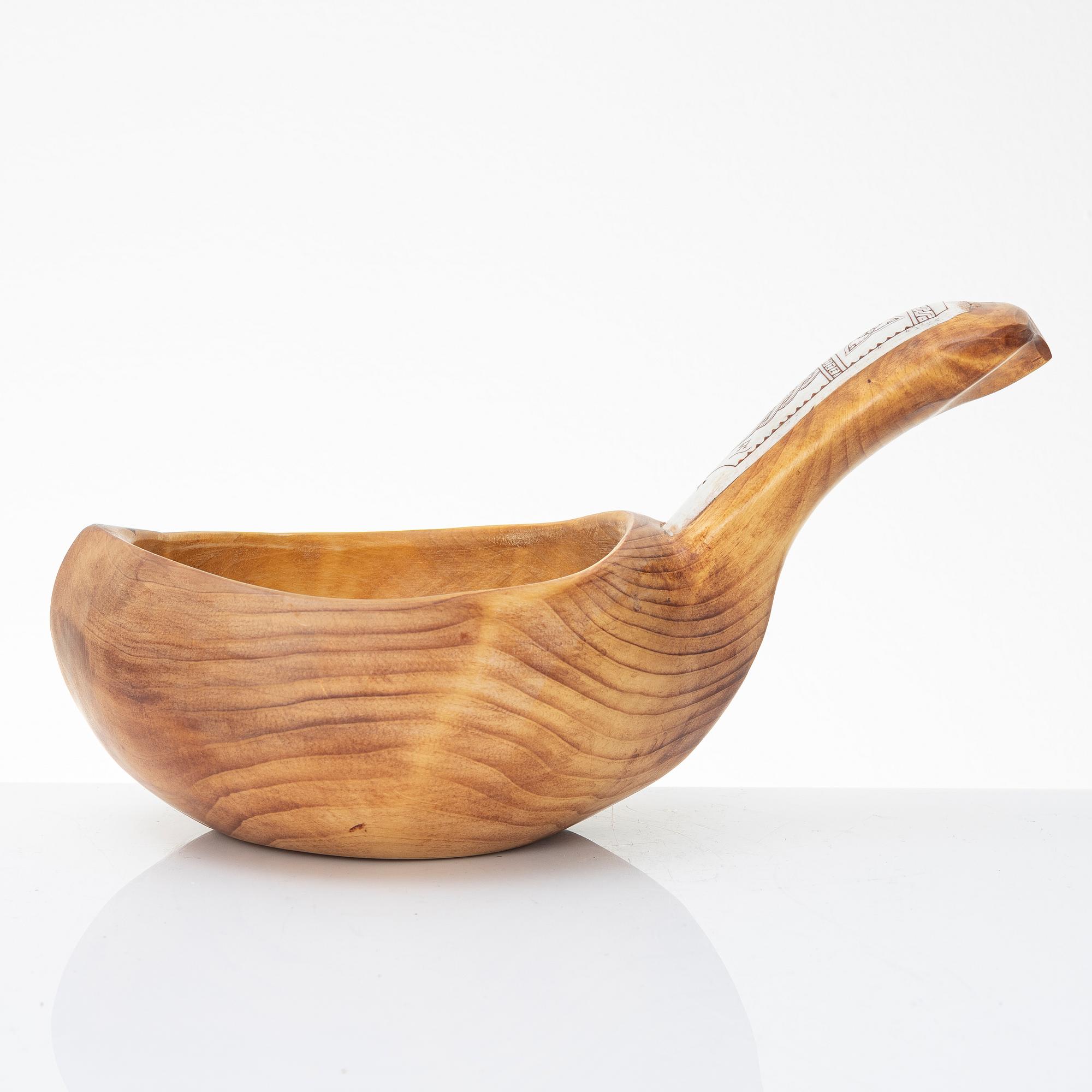 Tyko Harlald Lampa, cup, signed.