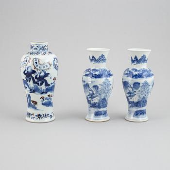 A group of three blue and white vases, Qing dynasty, late 19th/early 20th century.