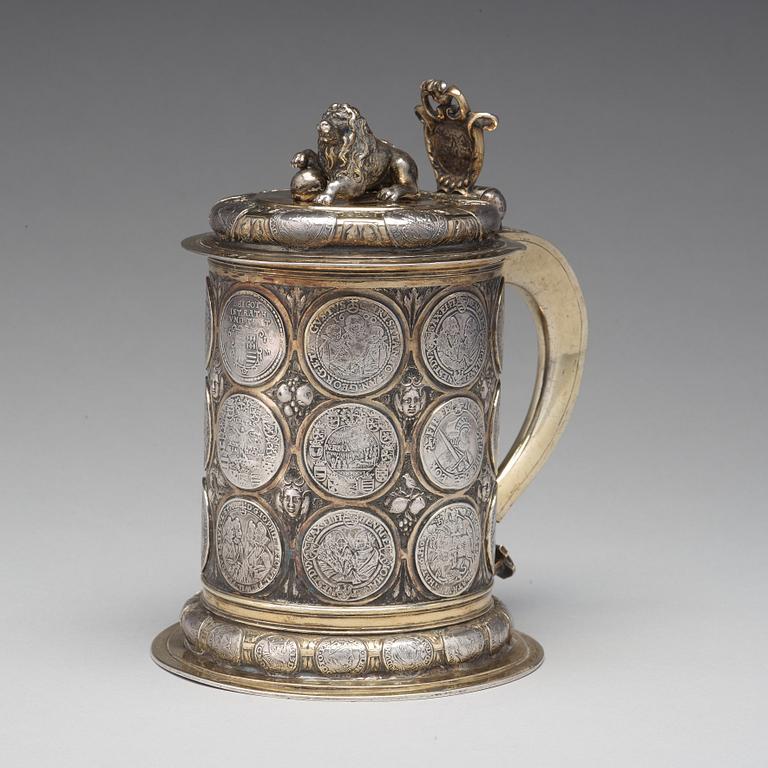 Andreas Haidt, dryckeskanna, silver, Danzig (verksam 1689-1699). Barock.