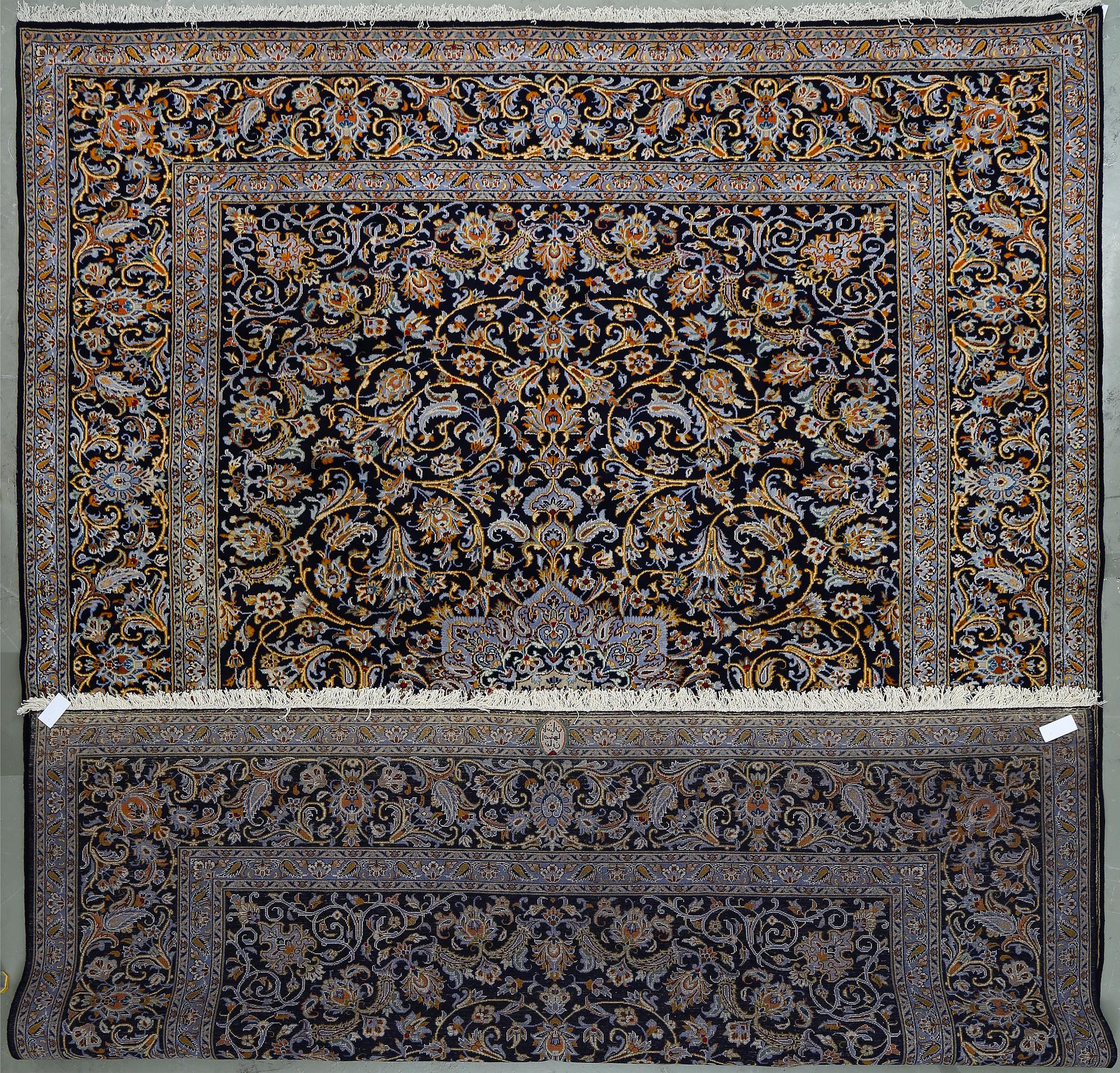 MATTA, Keshan, 390x305 cm.