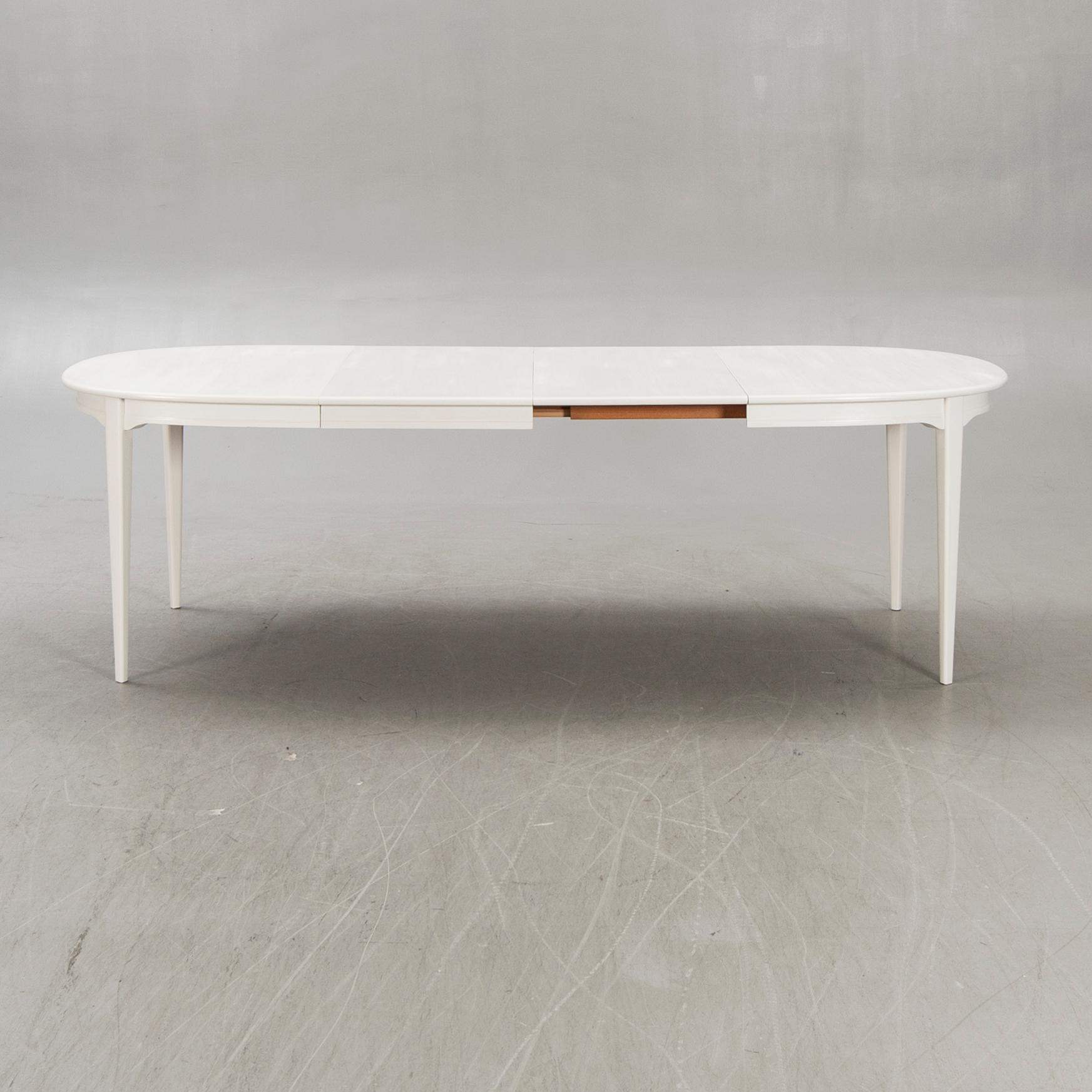 Svante Skogh matbord  "Vindö", 1960-tal.