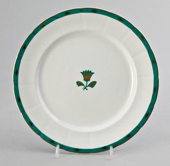 TE- OCH KAFFESERVISDELAR, 50 delar, benporslin, "Guldstjärna", Kåge, Gustavsberg, 1920-30-tal.