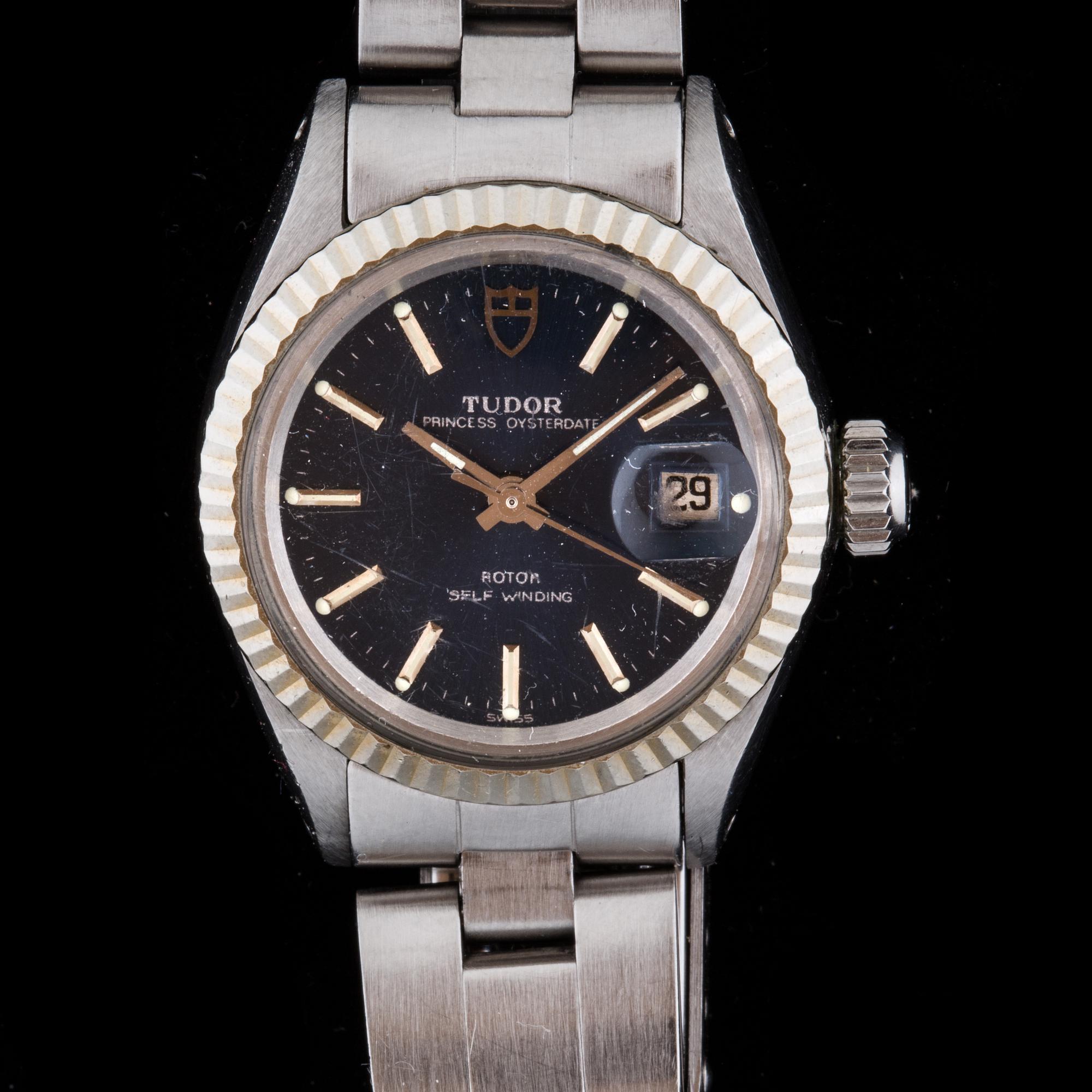 ARMBANDSUR, dam, Tudor Princess Oysterdate. 1985.