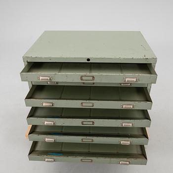 Arkivskåp 1900-talets första hälft/mitt.