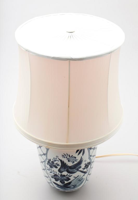 BORDSLAMPA, porslin, Ilse Claesson, Rörstrand.