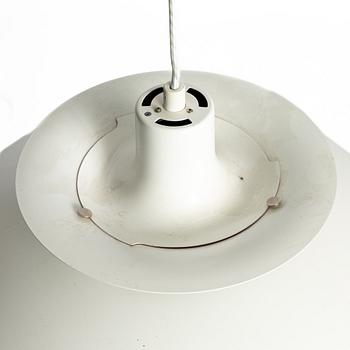 Poul Henningsen, Taklampa, "PH-5", Louis Poulsen, Danmark.