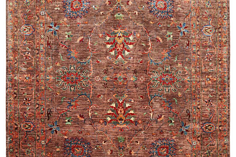 A carpet, Ziegler Ariana, c. 310 x 208 cm.