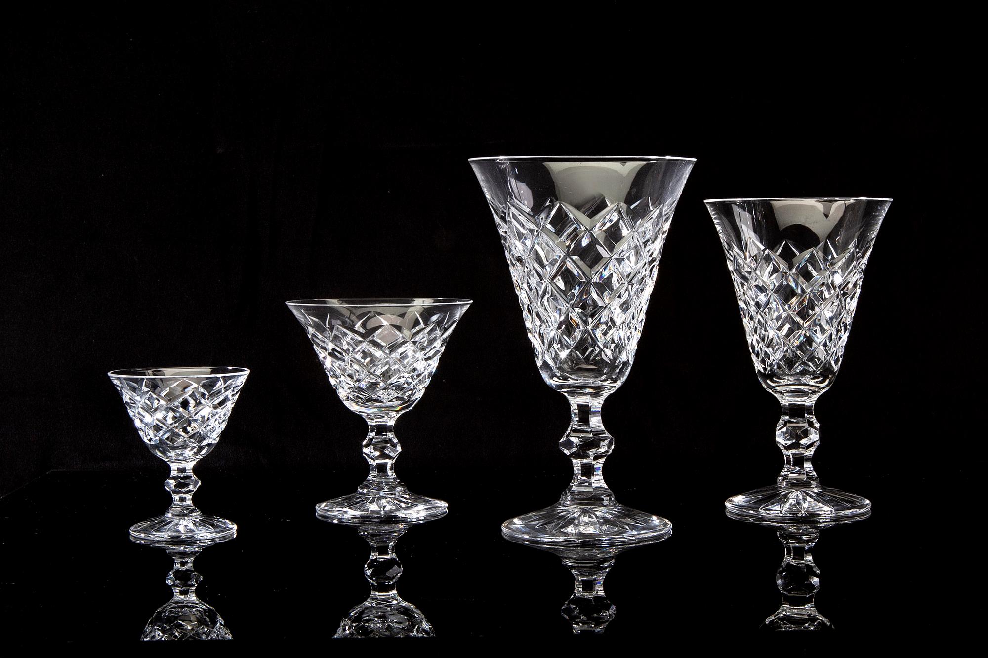 Fritz Kallenberg,a 72 pcs "Rut" glass service from kosta Boda later part of the 20th century.