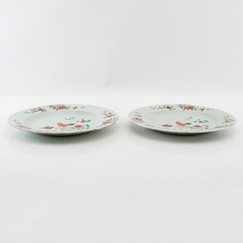 Tallrikar 2 st  Kina porslin 1700-tal.