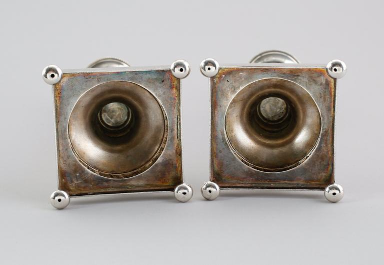 LJUSSTAKAR, 1 par, nysilver, CG Hallberg, 1900-talets första hälft.