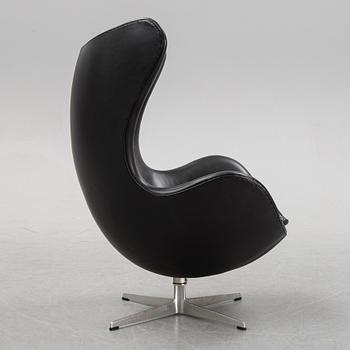 Arne Jacobsen, , "Ägget", fåtölj, model 3316, Fritz Hansen, Danmark.