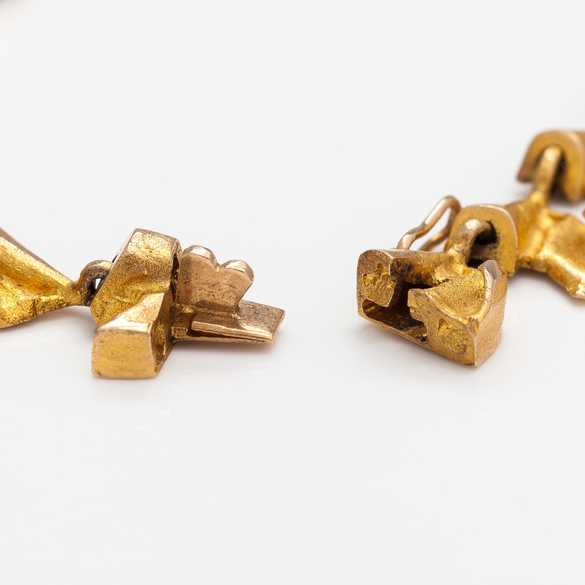 Björn Weckström, "Rolling waves", a 14K gold bracelet. Lapponia 1967.