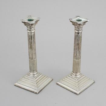 LJUSSTAKAR, ett par, pläter, 18/1900-tal.