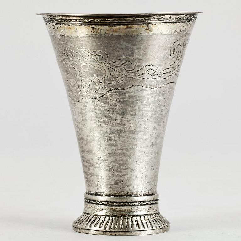 BÄGARE, silver, Lars Öberg, Eskilstuna, 1773-1817. Vikt ca 65g.