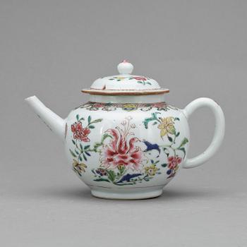 TEKANNA, porslin, Kina, Qing dynastin. Qianlong (1736-95).