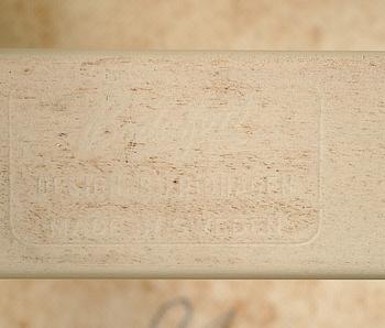 SÄNGBORD, ett par, Bertil Fridhagen, Bodafors, omkring 1900-talets mitt.