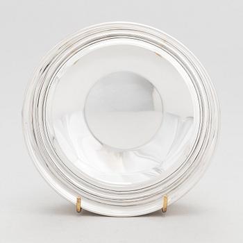 Pekka Piekäinen, parcel-gilt silver bowl, Tarkiainen, Helsinki 1981.