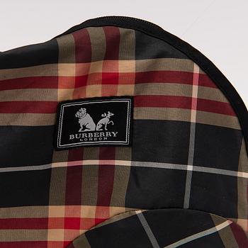 KOIRAN TAKKI, Burberry.