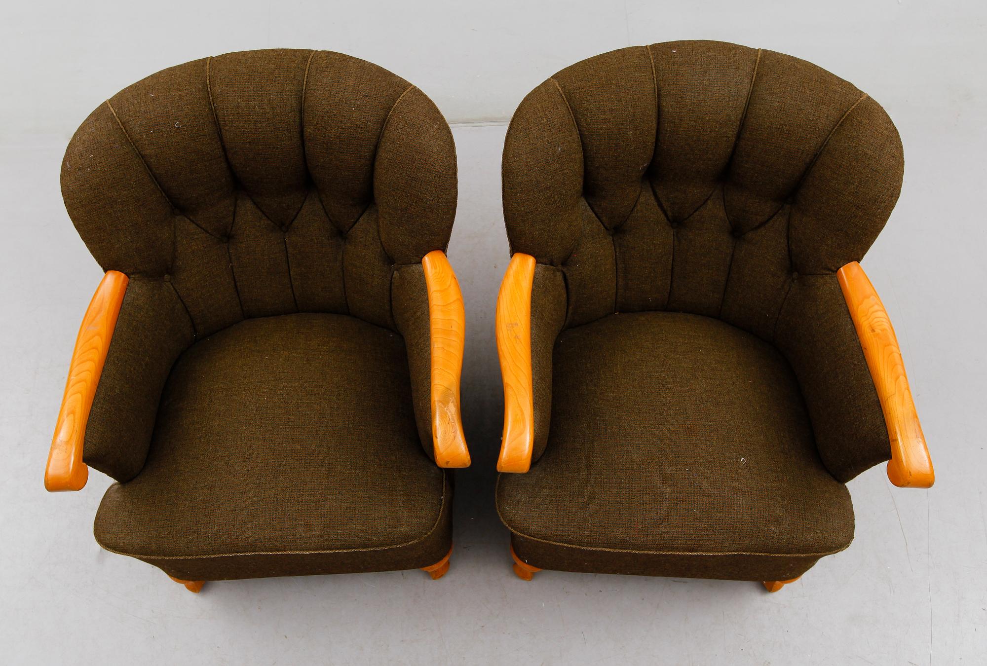 FÅTÖLJER, 1 par, 1900-talets första hälft.