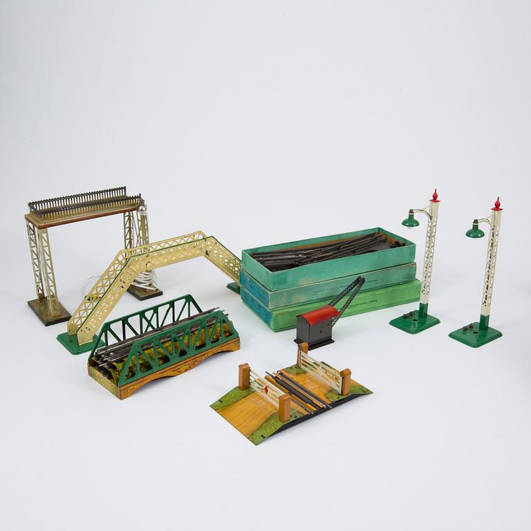 Twelve O-gauge Hornby train wagons England 1930s.