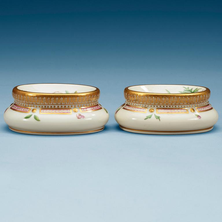 A pair of Royal Copenhagen "Flora Danica" salts, Denmark, 20th Century.