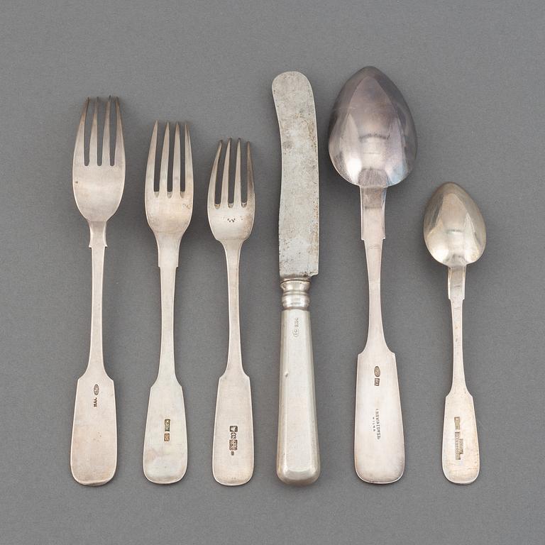 36 pieces silver cutlery, including Moscow 1894-95.