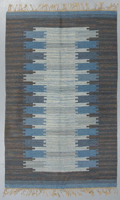 A carpet, flat weave, ca 245 x 154-155 cm, signed ML, Kasthall.