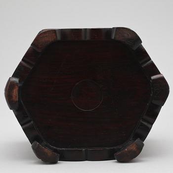 ASK, trä och sten, sannolikt Kina, 1900-tal.