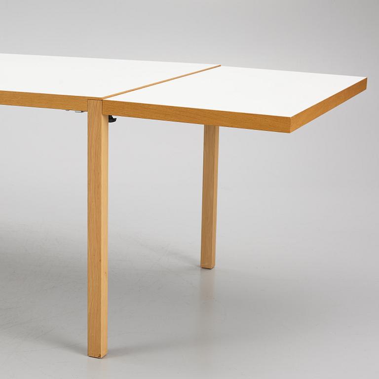 Roger Persson, a 'Bespoke' dining table, Swedese.