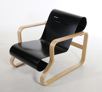 KARMSTOL "41". Alvar Aalto. Artek, Finland.