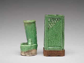 Two Chinese apple green glazed brush holders, Qing dynasty, 19th Century.