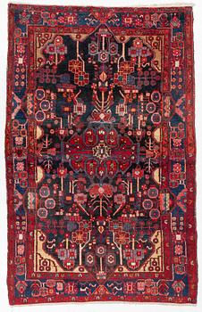 Matta, Nahavand, ca 250 x 160 cm.