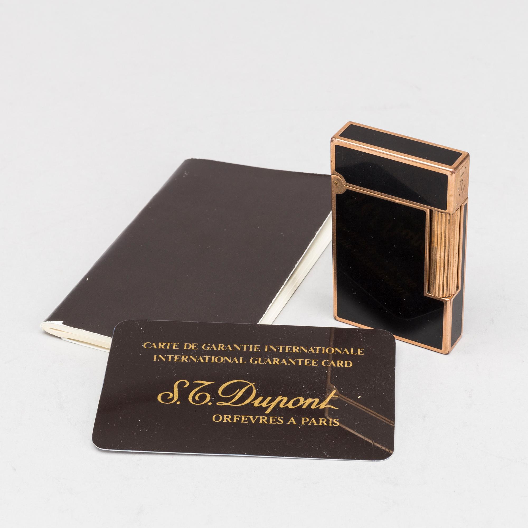 A Dupont de Paris lighter, second half of the 20th century.
