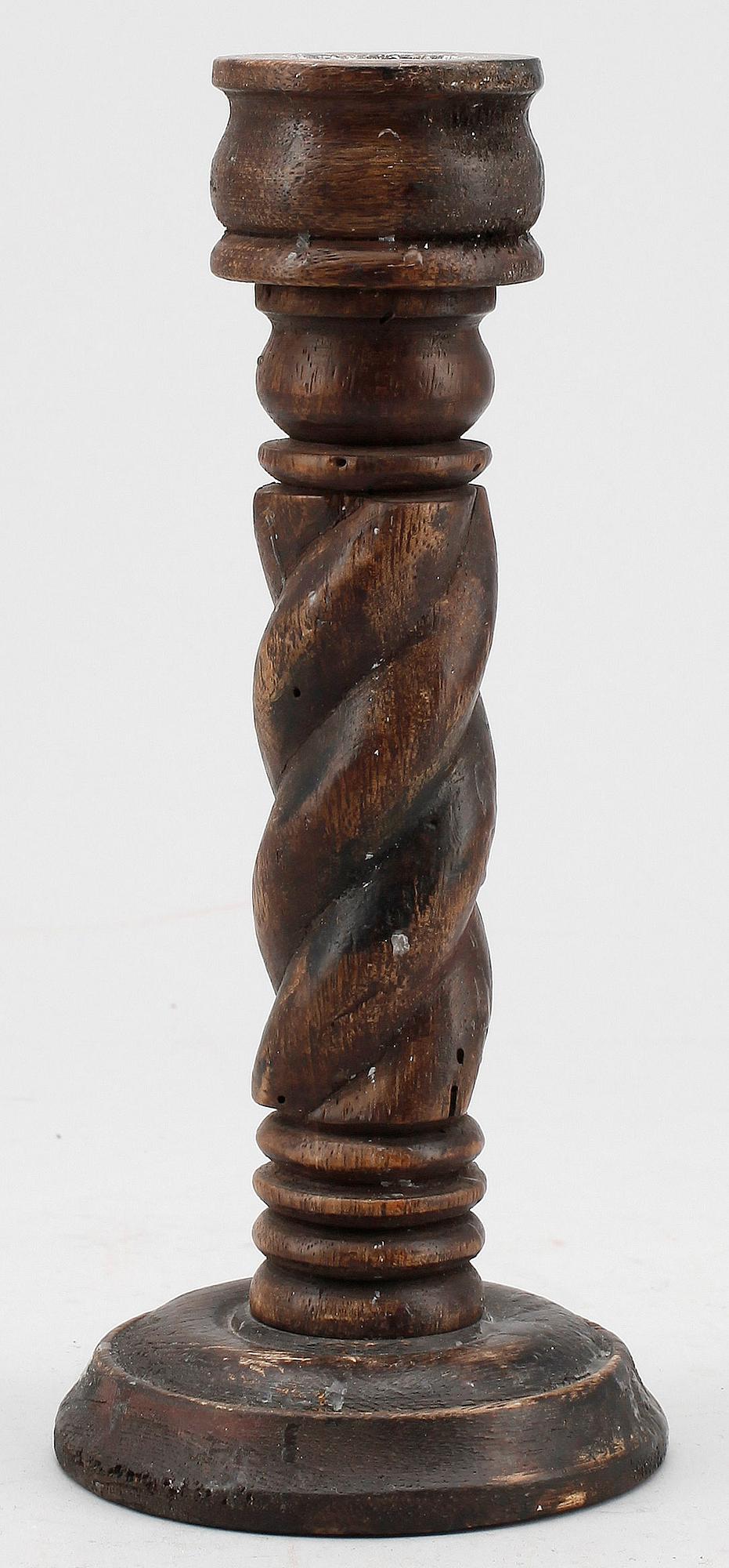 LJUSSTAKE, trä, barockstil, 1800-tal.