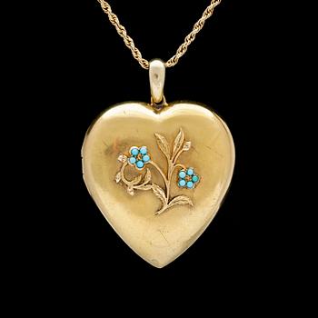 96. A godl heart pendant, c. 1900.